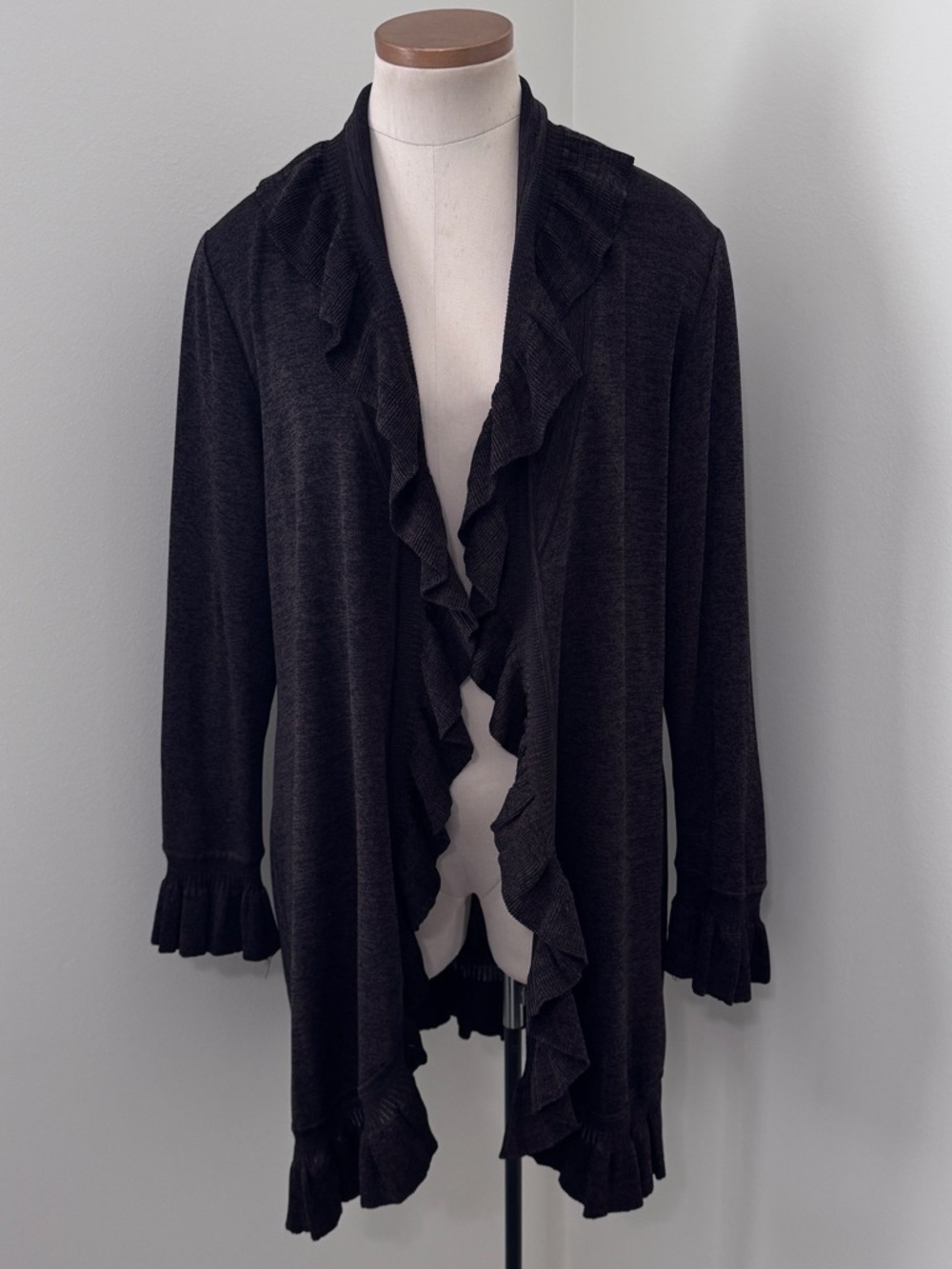 Exclusively Misook XS Brown Ruffle Trim Cardigan Sweater ~ Quiet Luxury Classic‎